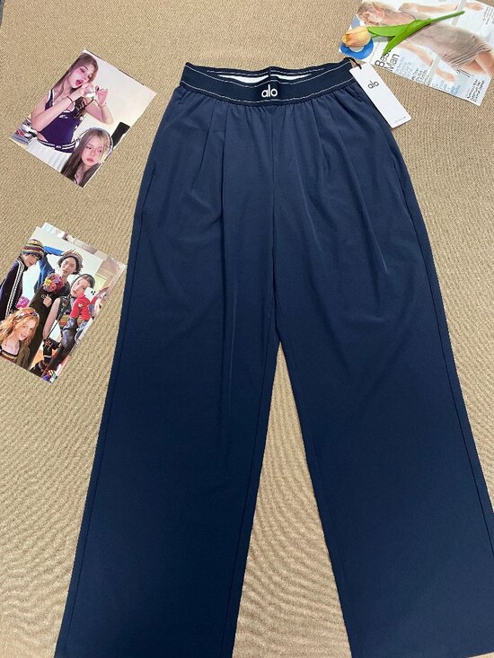 ALO Yoga Pants - NWT🌈Navy Blue Alo Yoga Suit Up Wide-Leg Trouser 30” Inseam🧚♀️Must-Have
